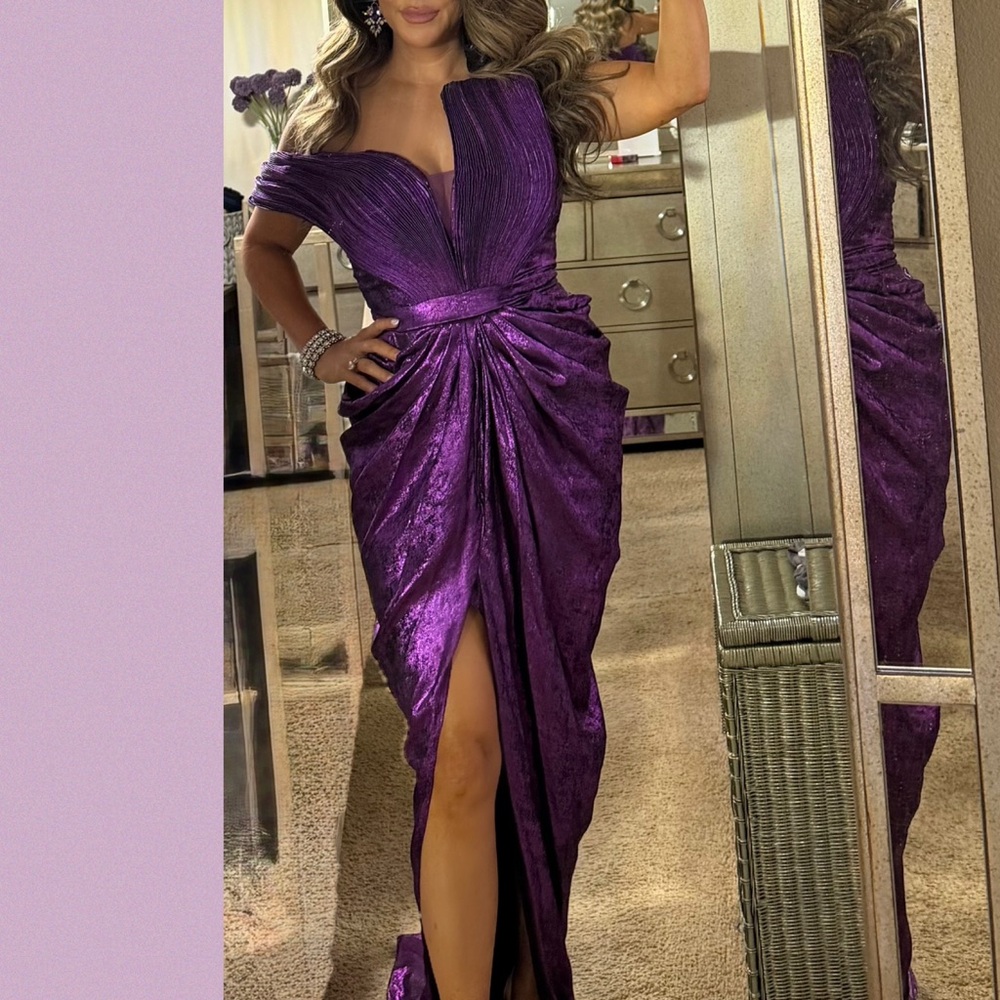 SHOW STOPPING Metallic Purple Dress